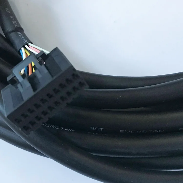 Kabel połączeniowy do robotów  – Woodworking Teacher recenzja i cena