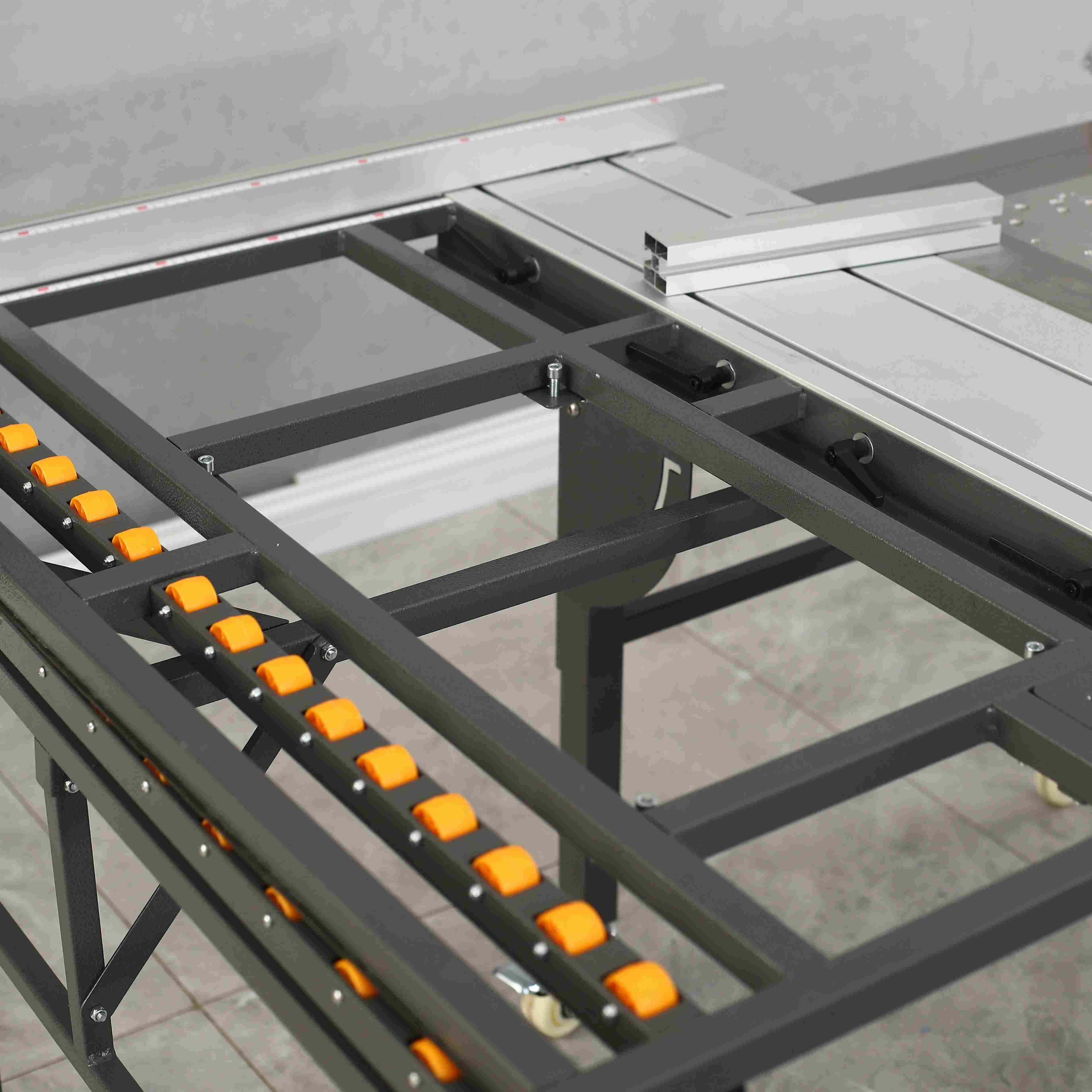 Piła stołowa przesuwna WJ480 d – Woodworking Machinery recenzja i cena